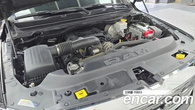 Dodge Ram Pick Up 2019 thumb 6