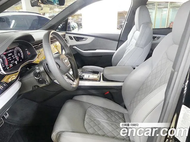 Audi Q7 2025 thumb 7
