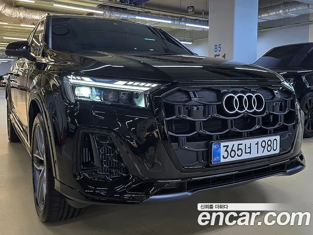Audi Q7 2025 thumb 12