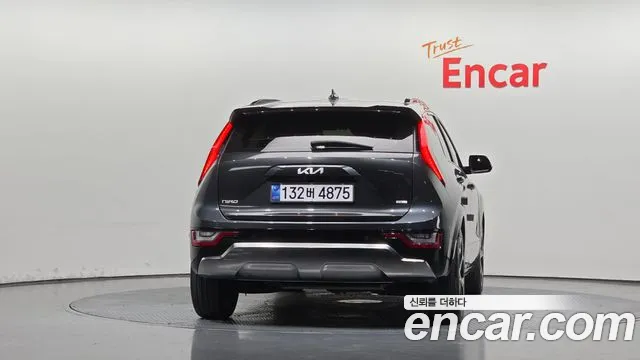 Kia Niro 2022 thumb 4