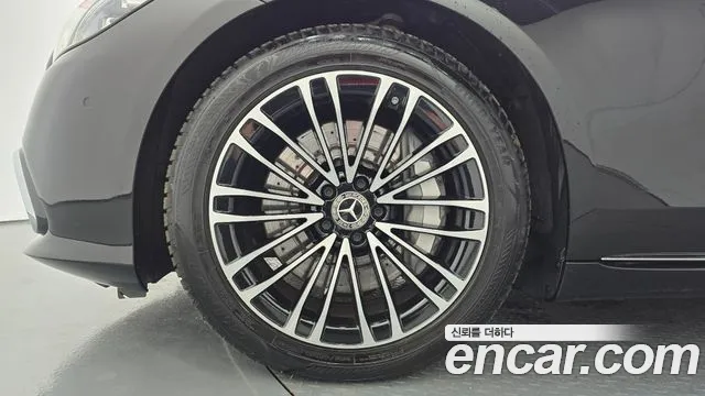 Mercedes-Benz S-Класс 2023 thumb 5