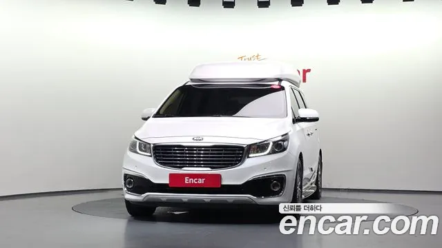 Kia Carnival 2017 thumb 3
