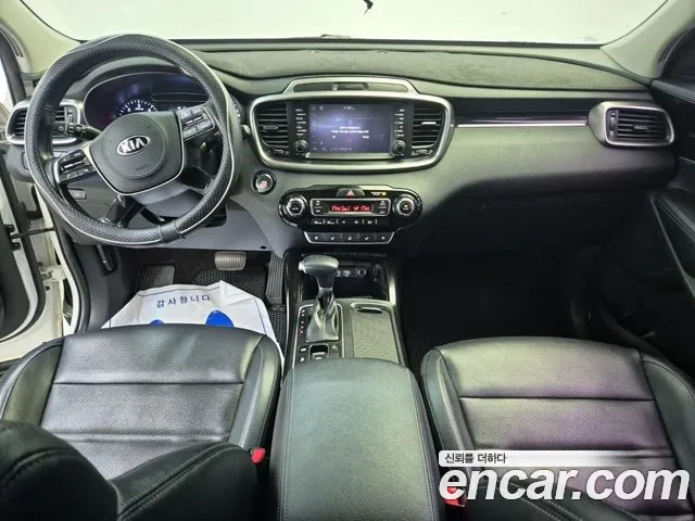 Kia Sorento 2017 thumb 8