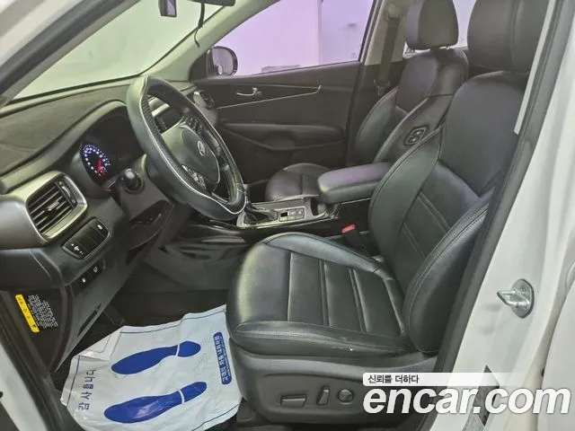 Kia Sorento 2017 thumb 9