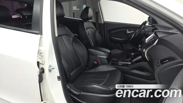 Hyundai Tucson 2013 thumb 11