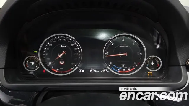 BMW 5 серии 2016 thumb 8