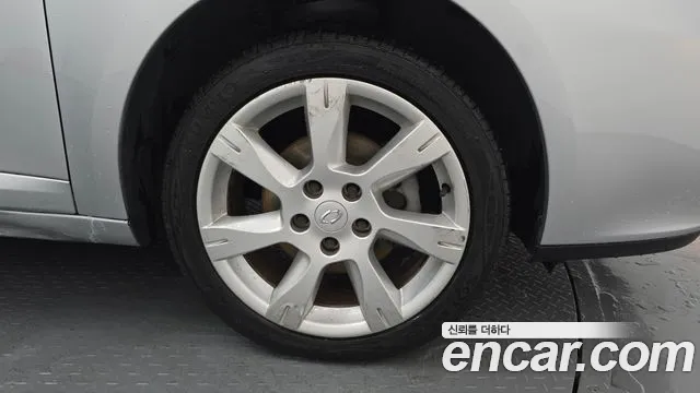 Renault Fluence 2010 thumb 5
