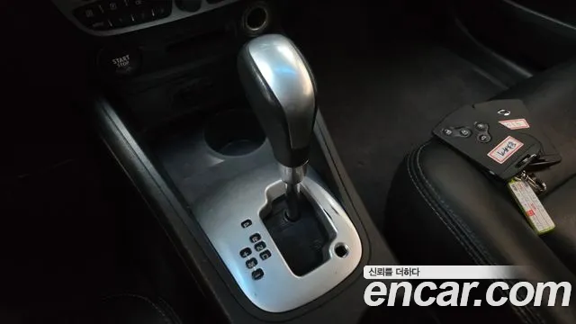 Renault Fluence 2010 thumb 9