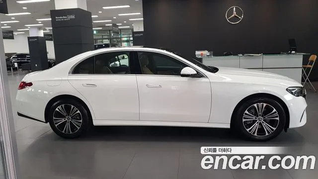 Mercedes-Benz E-Класс 2025 thumb 4