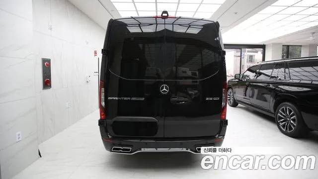 Mercedes-Benz Sprinter 2023 thumb 3