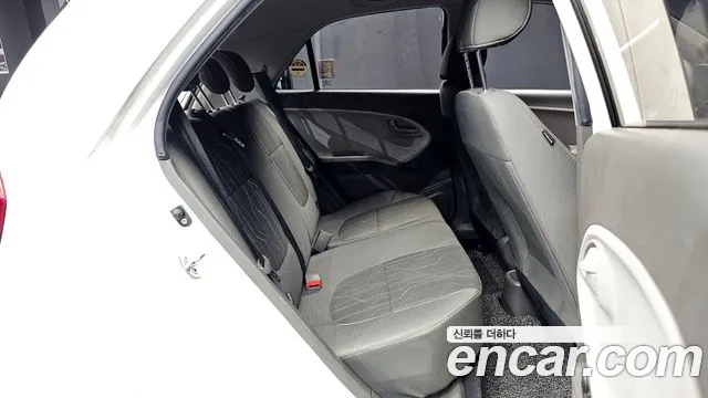 Kia Morning 2015 thumb 12