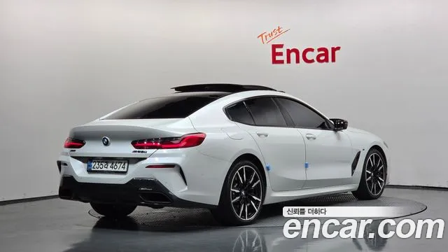 BMW 8 серии 2024 thumb 2