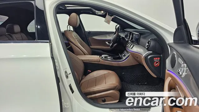 Mercedes-Benz E-Класс 2020 thumb 11