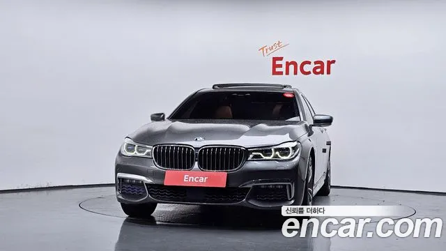 BMW 7 серии 2018 thumb 3