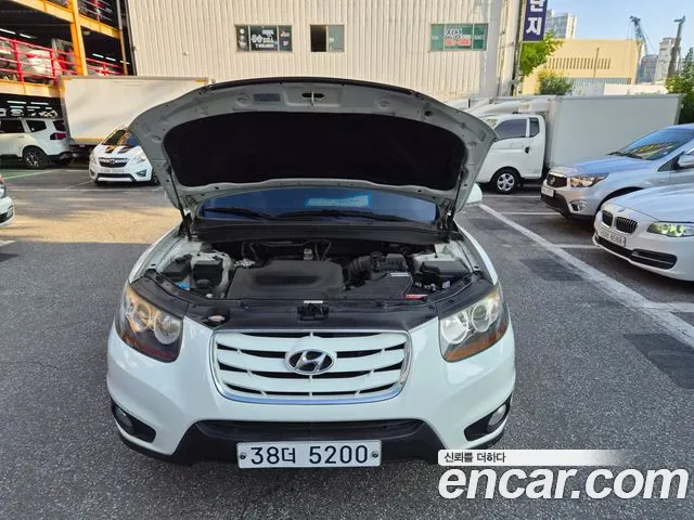 Hyundai Santa Fe 2011 thumb 6