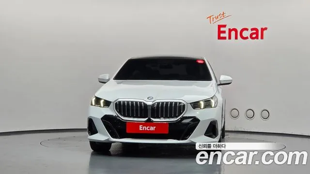 BMW 5 серии 2025 thumb 3