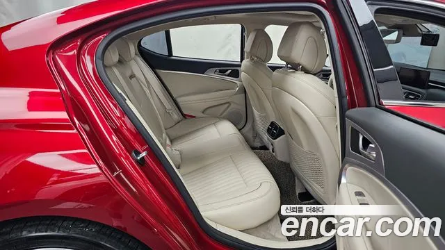 Genesis G70 2021 thumb 12