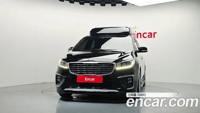 Kia Carnival 2019 thumb 3