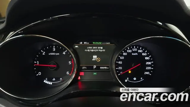 Kia Carnival 2019 thumb 8