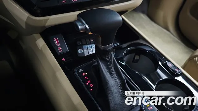 Kia Carnival 2019 thumb 9