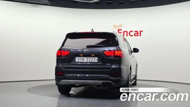 Kia Sorento 2018 thumb 4