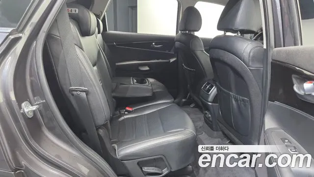 Kia Sorento 2018 thumb 12
