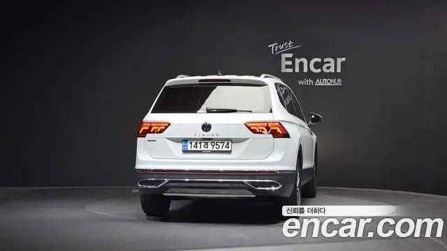 Volkswagen Tiguan 2024 thumb 4