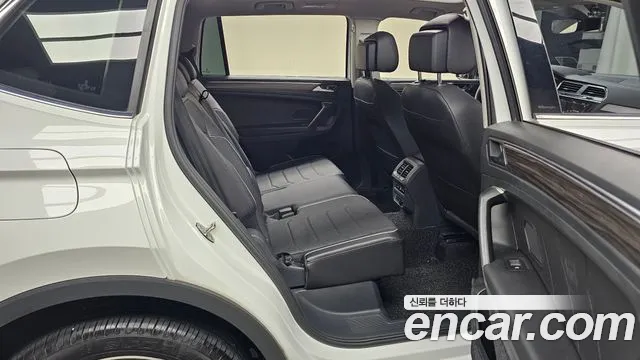 Volkswagen Tiguan 2024 thumb 11