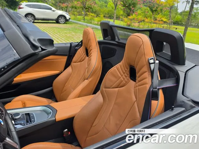 BMW Z4 2024 thumb 6