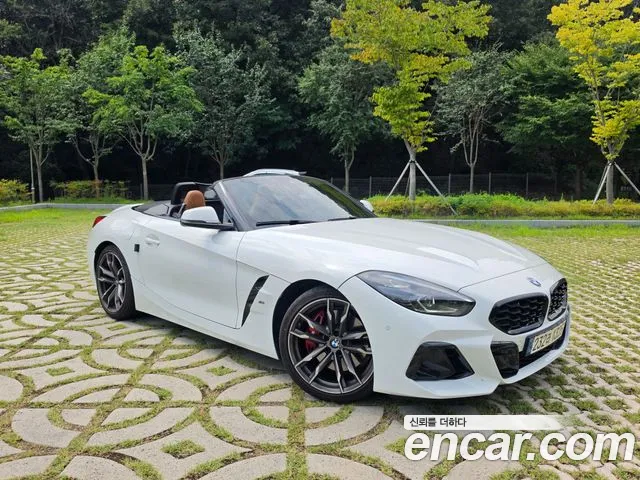 BMW Z4 2024 thumb 12