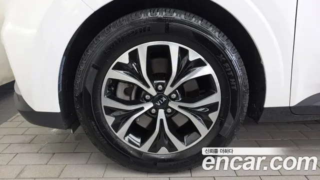 Kia Carnival 2021 thumb 5