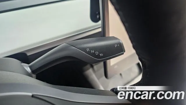Tesla Model Y 2022 thumb 8