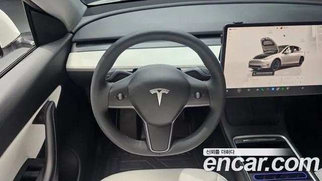 Tesla Model Y 2022 thumb 12