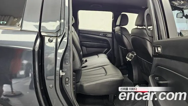 KG_Mobility_Ssangyong Rexton 2023 thumb 12