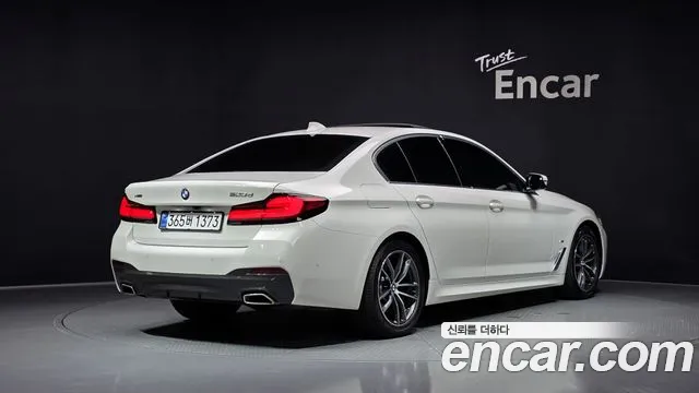 BMW 5 серии 2023 thumb 2
