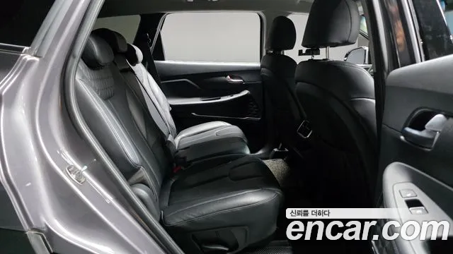 Hyundai Santa Fe 2018 thumb 11