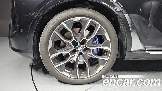 BMW X7 2025 thumb 5