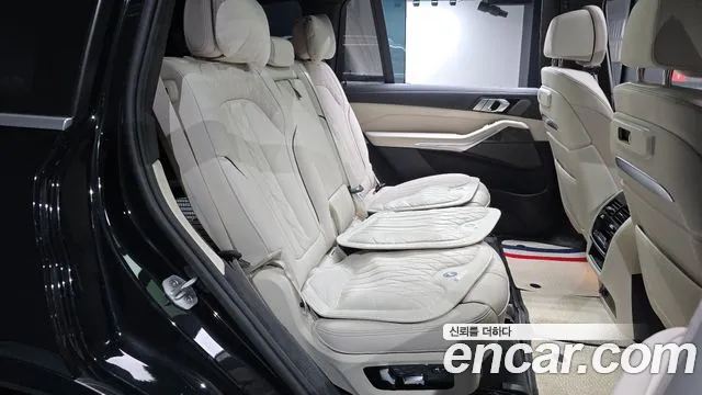 BMW X7 2025 thumb 11