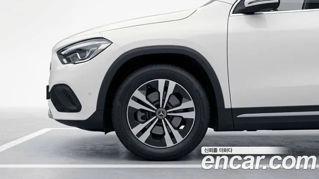 Mercedes-Benz GLA 2021 thumb 5