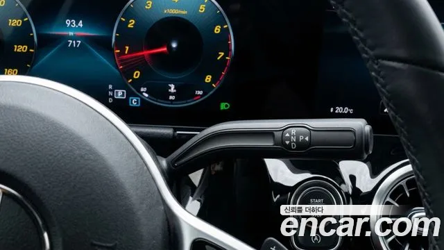 Mercedes-Benz GLA 2021 thumb 9