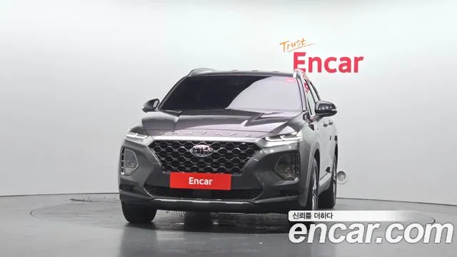 Hyundai Santa Fe 2019 thumb 3