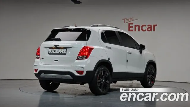 Chevrolet Tracker 2019 thumb 2