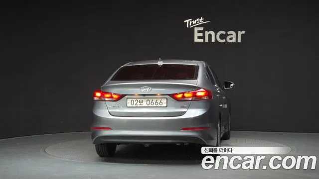 Hyundai Avante 2016 thumb 4