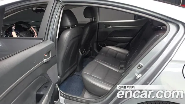 Hyundai Avante 2016 thumb 12
