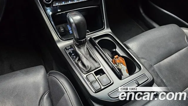 Hyundai Grandeur 2017 thumb 9