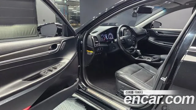 Hyundai Grandeur 2017 thumb 10