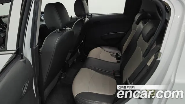 Chevrolet Spark 2012 thumb 11