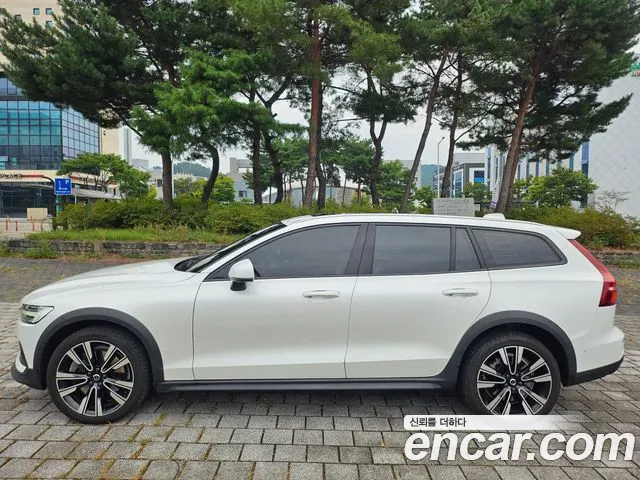 Volvo V60 2021 thumb 5