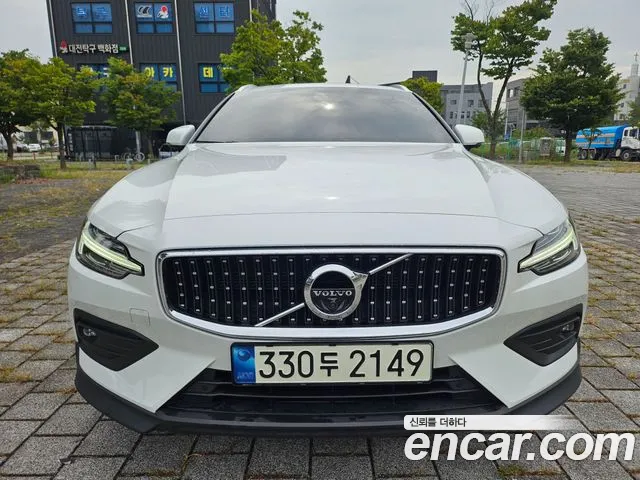 Volvo V60 2021 thumb 12