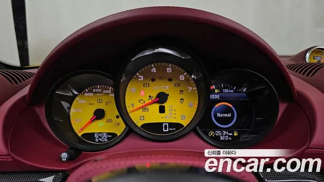 Porsche Cayman 2025 thumb 8